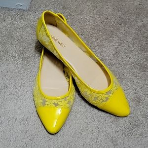 Yellow flowered flat